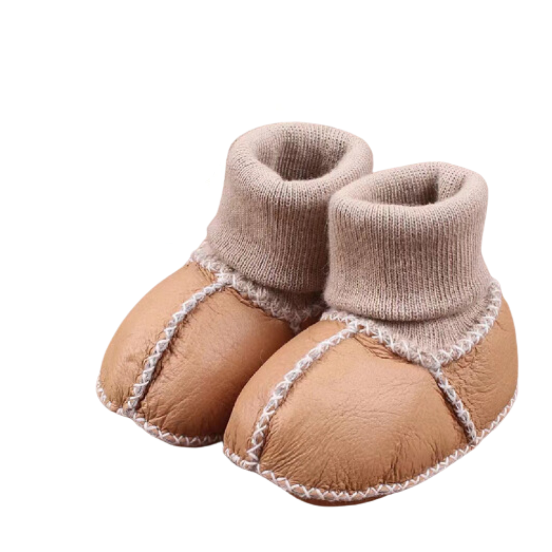 Mini Baby Booties – Warm, Cozy & Stylish Newborn Shoes for Winter Comfort (1month - 1year)