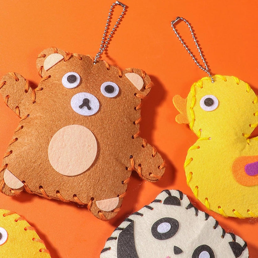 Safe Felt Animal Sewing Kit for Kids – DIY Handicraft Set with Materials (7+ years)