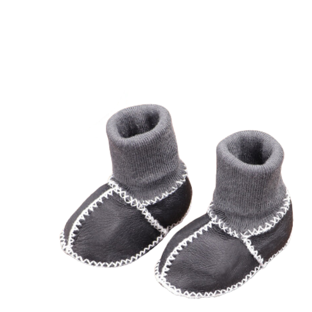 Mini Baby Booties – Warm, Cozy & Stylish Newborn Shoes for Winter Comfort (1month - 1year)