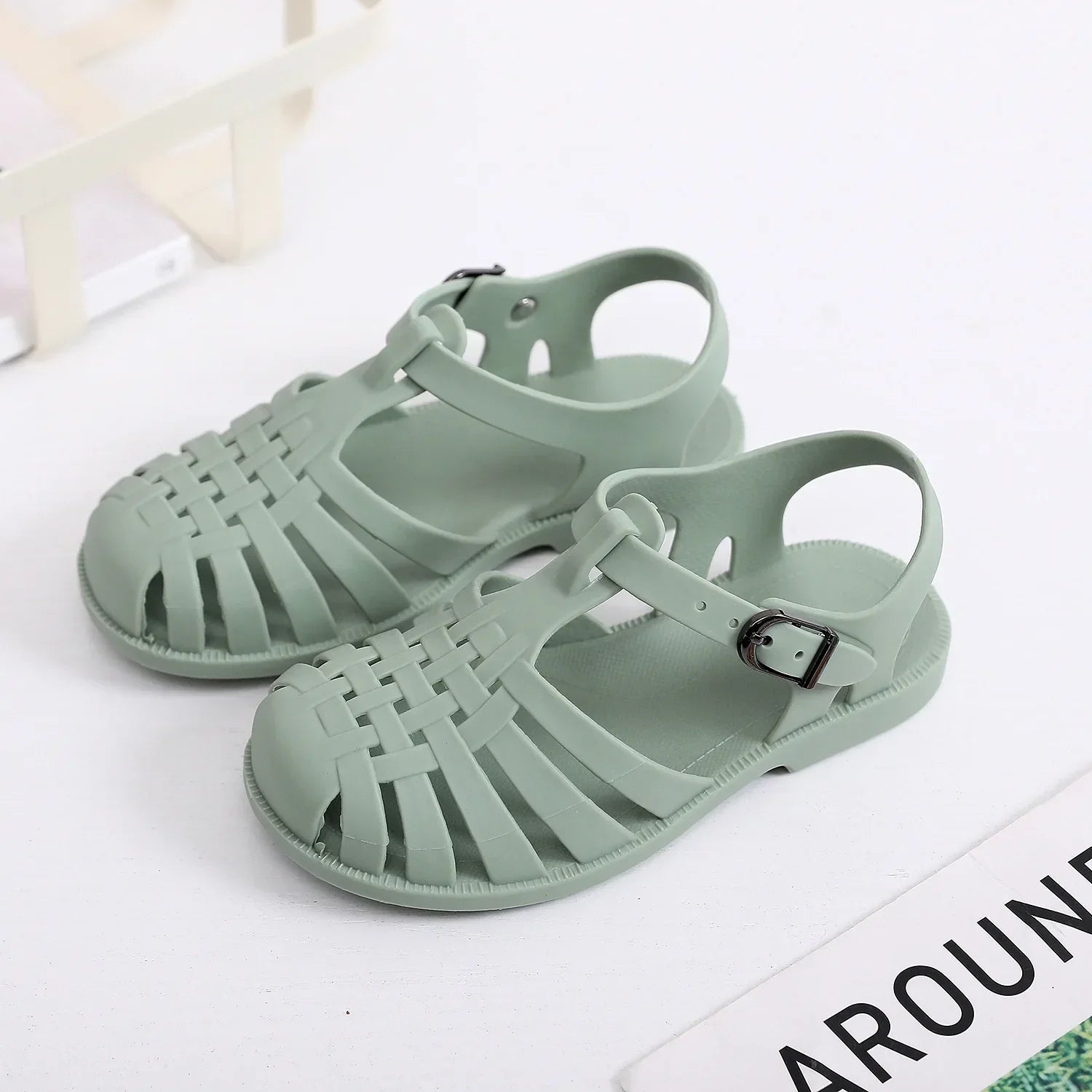 Toddler Jelly Sandals – Soft, Flexible & Water-Resistant Summer Shoes (1 – 8 Years)