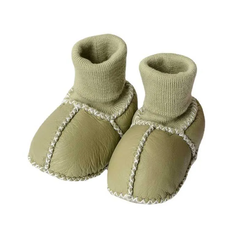 Mini Baby Booties – Warm, Cozy & Stylish Newborn Shoes for Winter Comfort (1month - 1year)